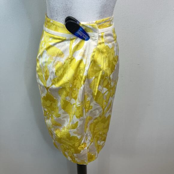 Banana Republic Skirt size 2 Yellow Floral Straight Pencil Knee Wedding Church - Picture 7 of 8